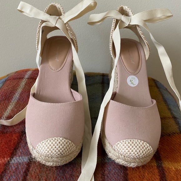 NWOT New Look Espadrille Wedges EU 39/US 8 - Picture 2 of 4